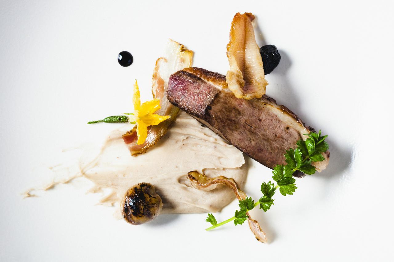 Logis Hotel Du Morvan - Restaurant La Table De Jerome Luzy Bagian luar foto